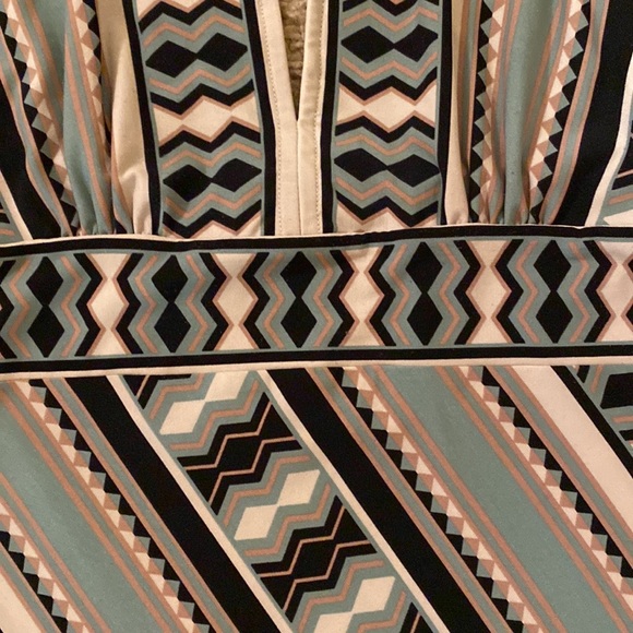 BCBG halter top - Picture 5 of 14